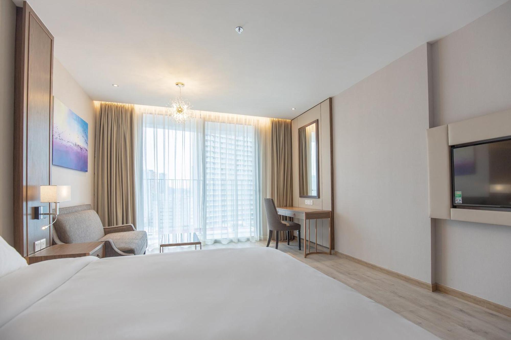 Coastal Panorama Oceanfront Suites Nha Trang Esterno foto